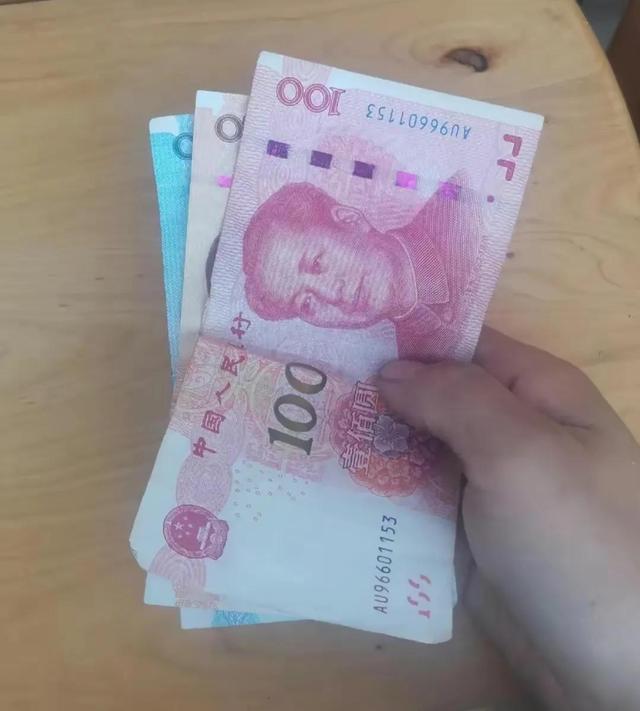 兩元店貨源從哪里進貨，2元店的東西從哪里批發(fā)的？